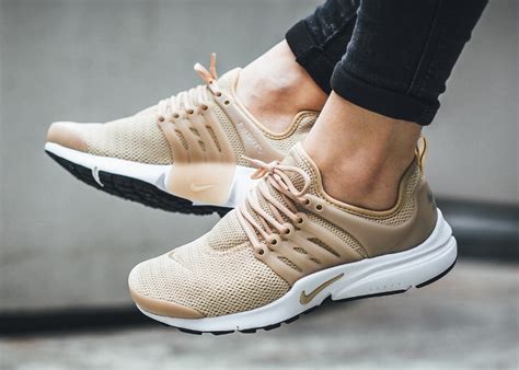 nike wmns air presto beige